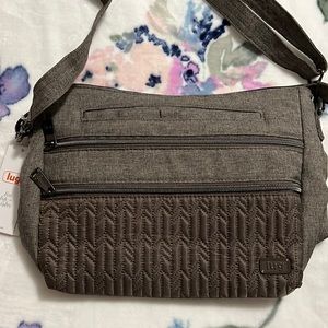NWT Lug brand slider purse